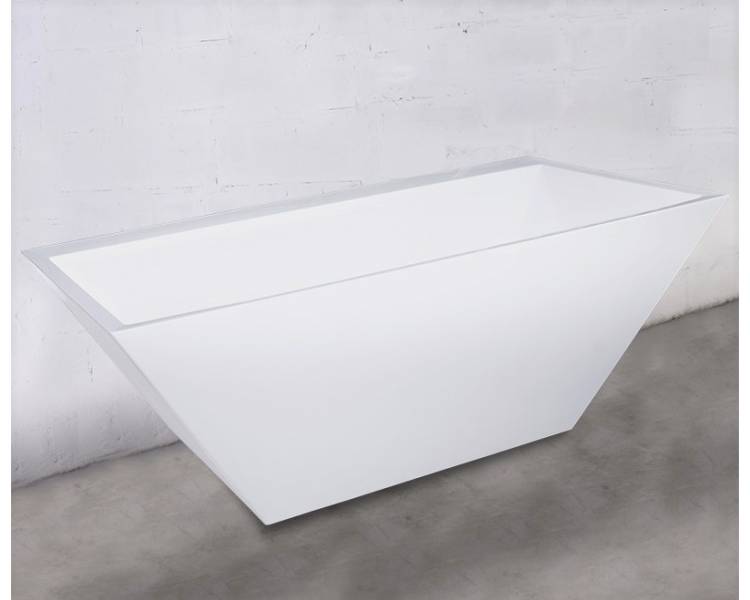 Окремо стоїть баня Fancy Marble Едуарда