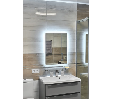 Дзеркало з LED підсвіткой в ванну кімнату прямокутне MR-3 Global Glass