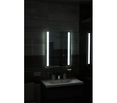 Дзеркало з LED підсвіткой в ванну кімнату прямокутне MR-10 Global Glass